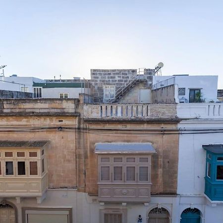 Beautiful, Typical Maltese 4Br Home With Roof Top By 360 Estates Sliema Exteriér fotografie
