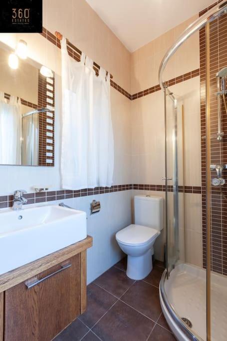Beautiful, Typical Maltese 4Br Home With Roof Top By 360 Estates Sliema Exteriér fotografie