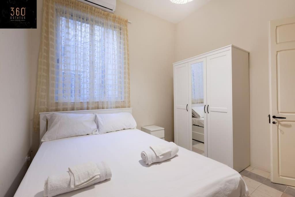 Beautiful, Typical Maltese 4Br Home With Roof Top By 360 Estates Sliema Exteriér fotografie