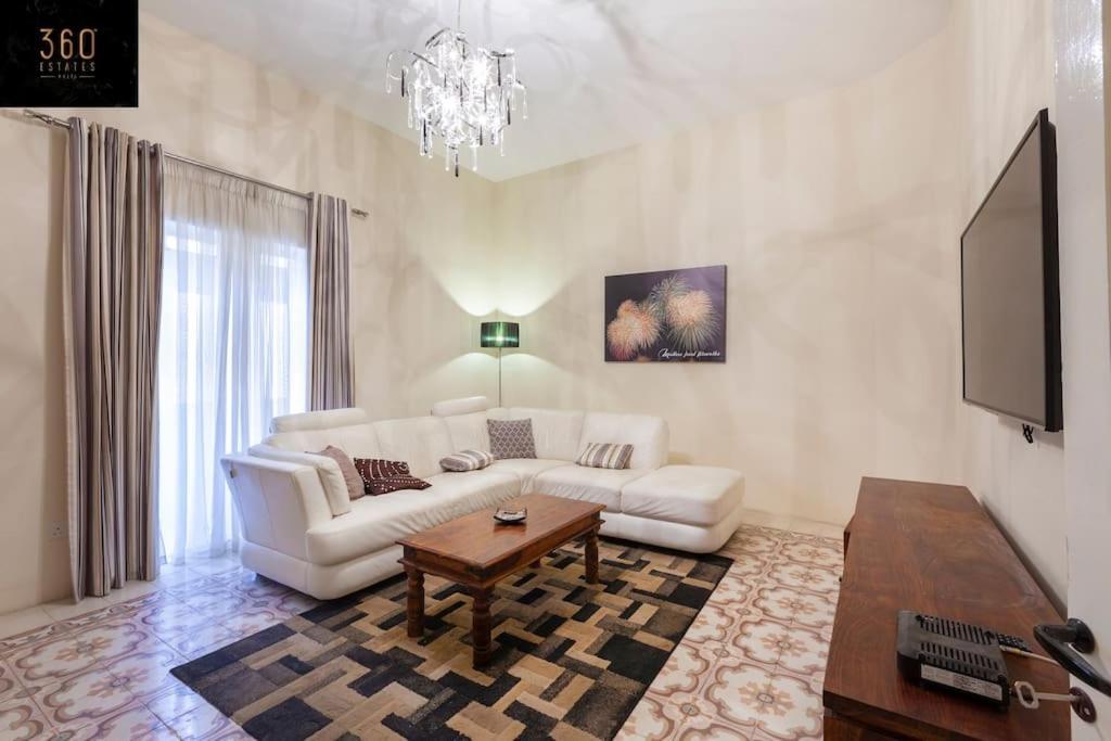 Beautiful, Typical Maltese 4Br Home With Roof Top By 360 Estates Sliema Exteriér fotografie